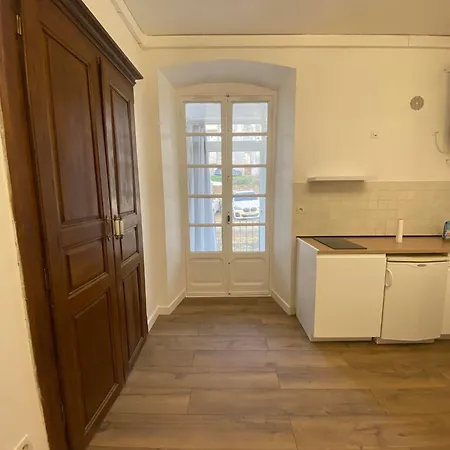 En Centre-ville Apartament *